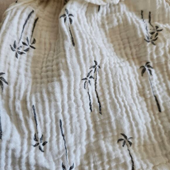 Grayson Collective Baby Girl VGUC 0-3m 2-Piece 100% Muslin Cotton Palm - Picture 3 of 7